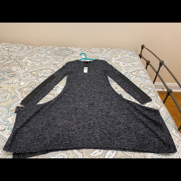 BCBG MaxAzria women's wool dress, XS. - Picture 8 of 8